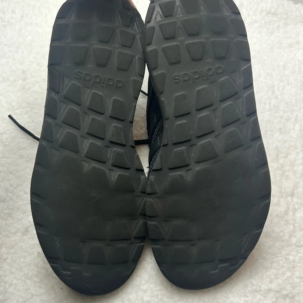 Adidas Black Sneakers - Picture 6 of 9